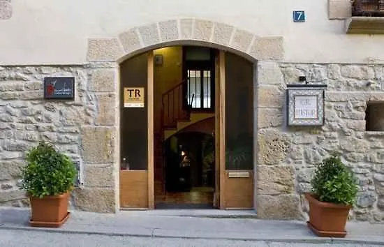 Country house Cal Pastor Guest House La Pobla de Cervoles